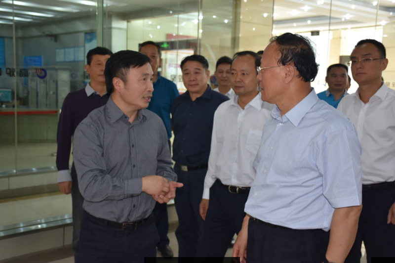 河北省政協(xié)副主席姜德果帶隊蒞臨川威考察去產(chǎn)能工作(圖1)