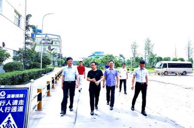 增強互信,深化合作,互利共贏—華融資產(chǎn)云南分公司副總經(jīng)理李國新到星船城公