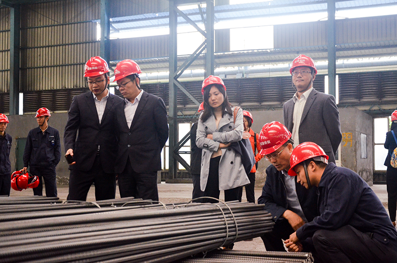 中國銀行朱鴻飛一行蒞臨川威集團(tuán)連界基地參觀交流(圖2)