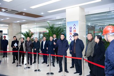 省市場監(jiān)管局領(lǐng)導(dǎo)一行蒞臨川威集團(tuán)考察調(diào)研