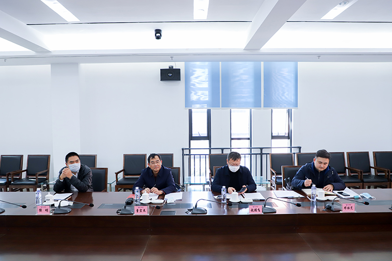 四川省人社廳領(lǐng)導(dǎo)蒞臨川威集團(tuán)連界基地調(diào)研(圖10)