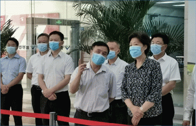 省委常委、統(tǒng)戰(zhàn)部長、省總工會主席田向利調研川威連界基地并慰問一線員工
