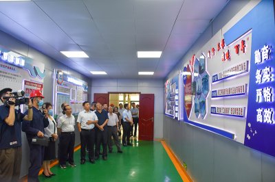內(nèi)江市人大常委會辦公室到訪川威集團(tuán)