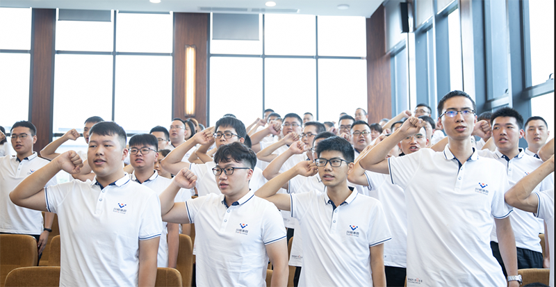 川威集團舉行大學生迎新會(圖4)