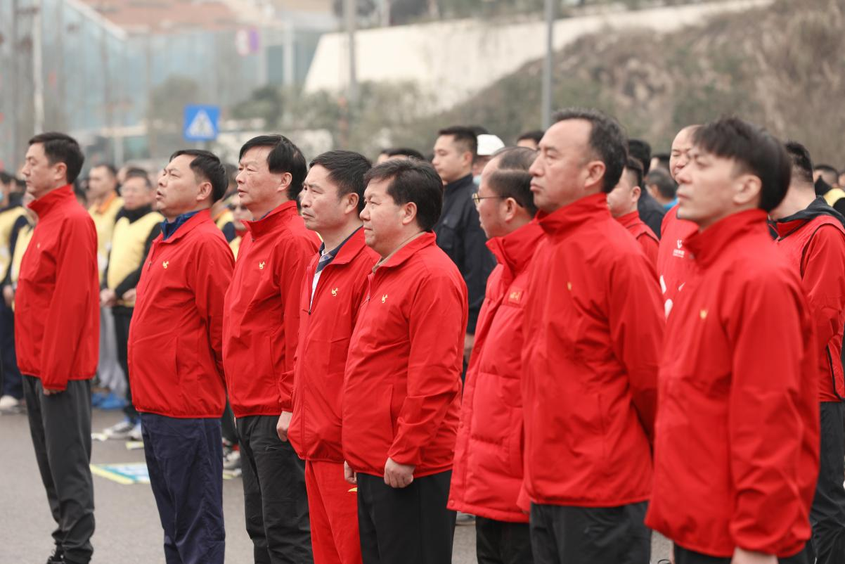 堅(jiān)守底線  砥礪前行 ——川威員工自發(fā)組織2022年迎新春全民健身跑(圖2)