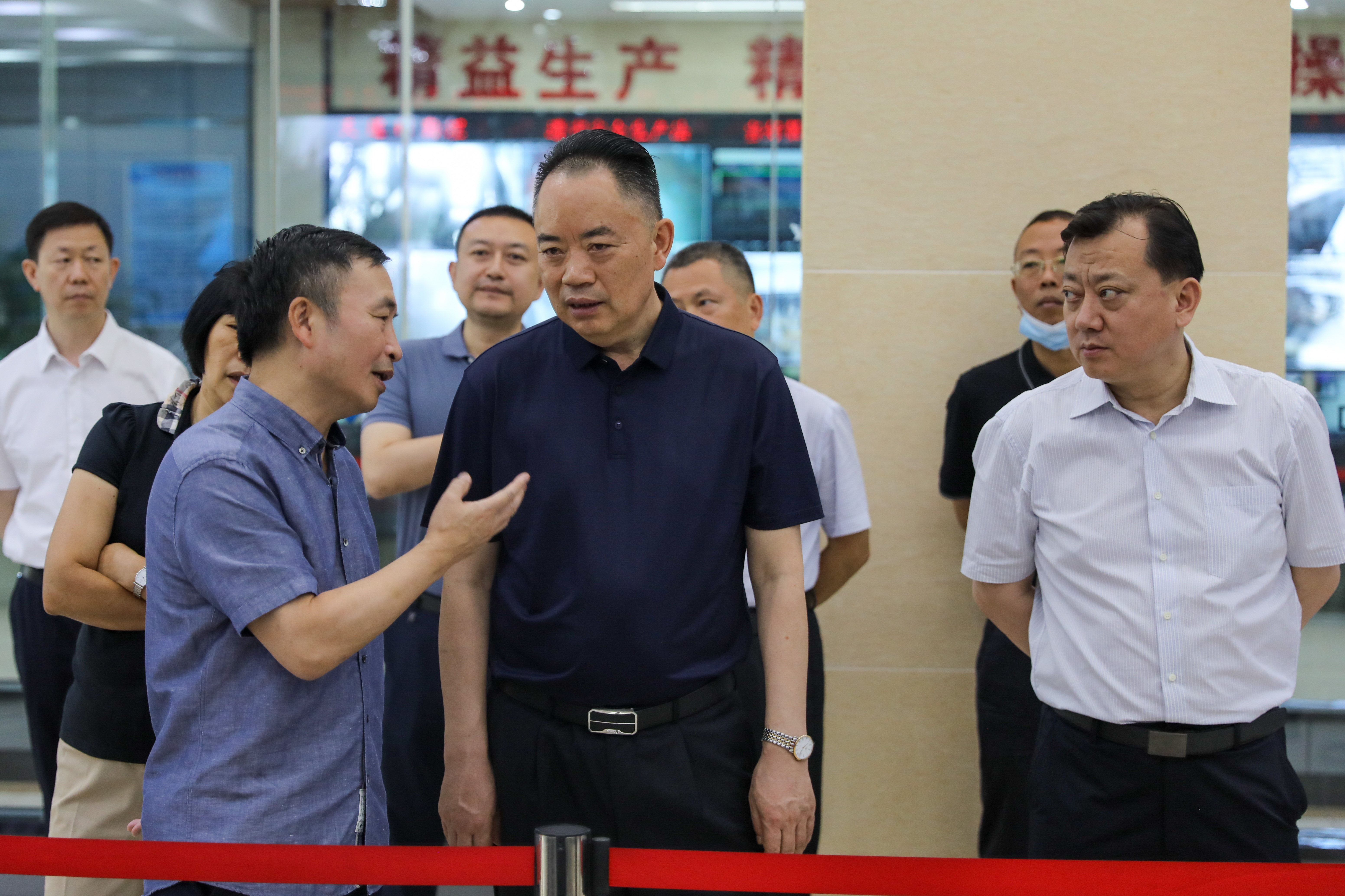 省人大常委會副主任宋朝華到川威連界基地 考察調研(圖4) 省人大常委會副主任宋朝華到川威連界基地 考察調研(圖4)