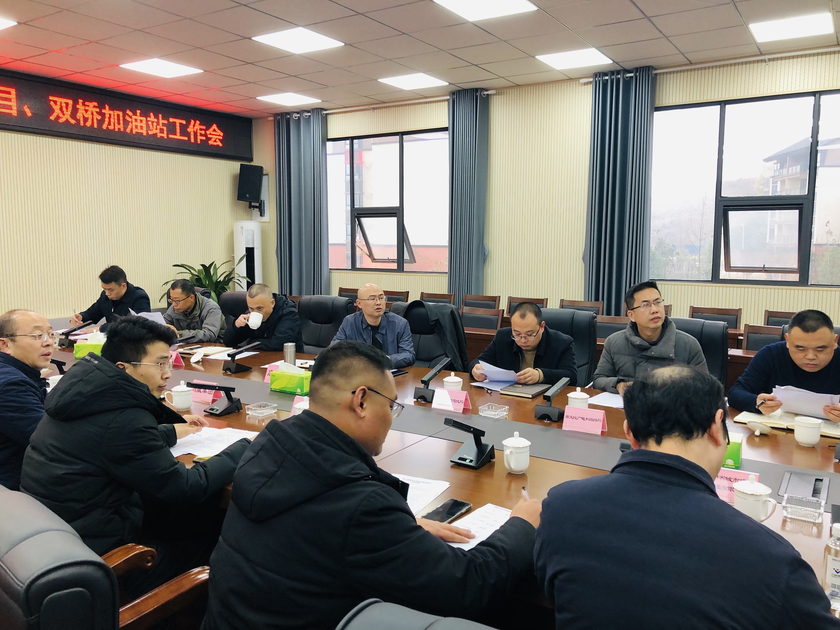 威遠(yuǎn)縣委副書記唐浩然調(diào)研船石湖度假區(qū)(圖2) 威遠(yuǎn)縣委副書記唐浩然調(diào)研船石湖度假區(qū)(圖2)