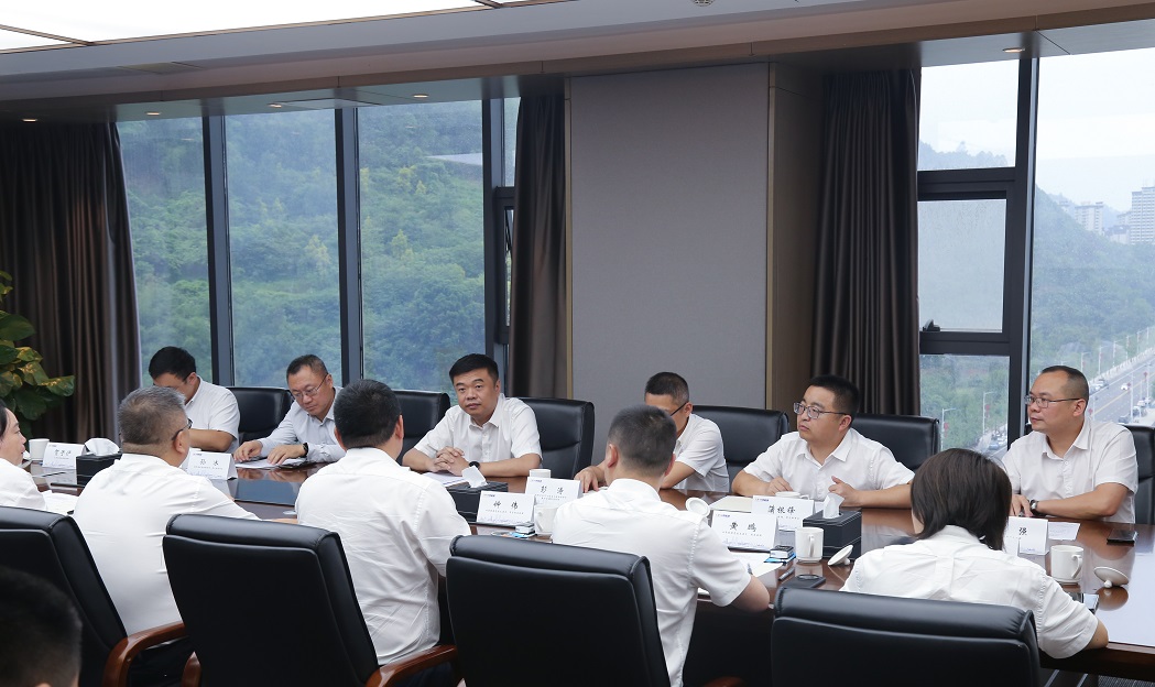 四川興榮能源·四川通宇物流簽署戰(zhàn)略合作協(xié)議(圖3) 四川興榮能源·四川通宇物流簽署戰(zhàn)略合作協(xié)議(圖3)