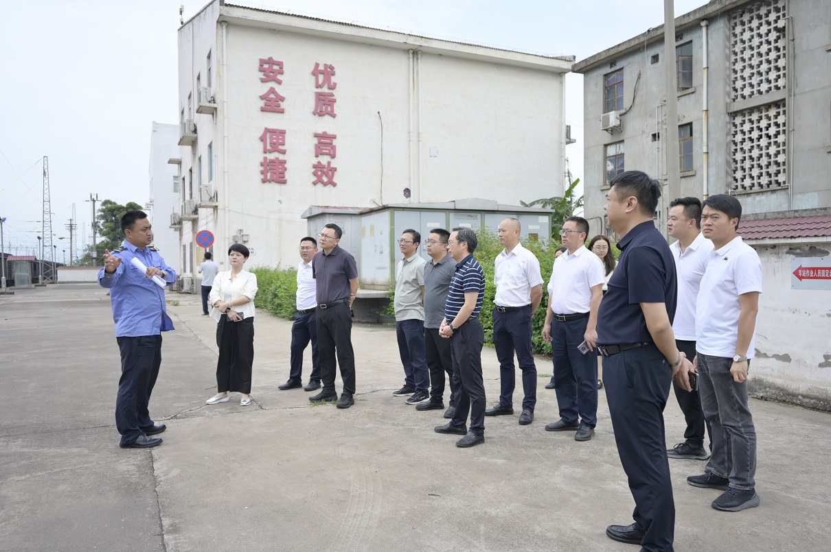 搶抓新機遇，謀求新合作，匯聚新動能——內(nèi)江考察團蒞臨通宇物流參觀交流(圖3)