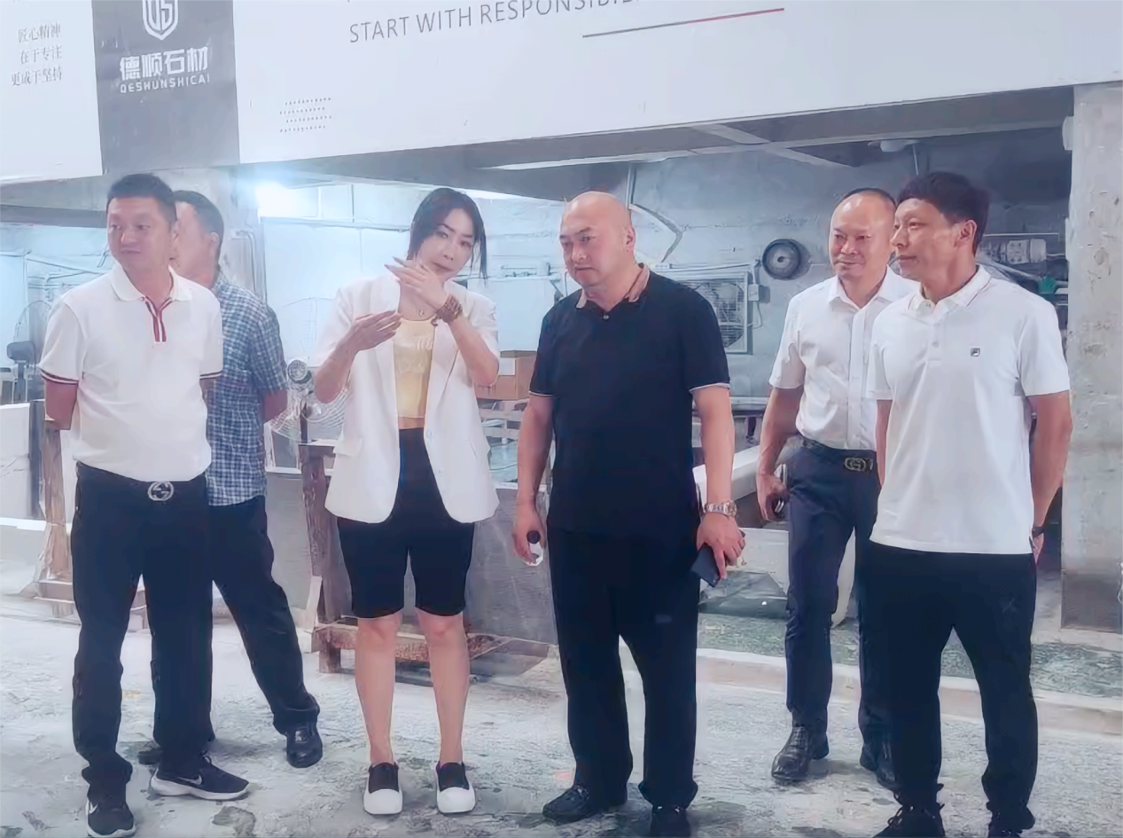 聯(lián)鑫礦業(yè)啟動花崗石加工項目招商(圖4) 聯(lián)鑫礦業(yè)啟動花崗石加工項目招商(圖4)