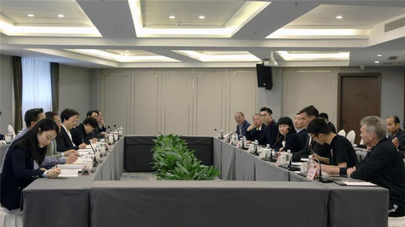 內(nèi)江市市長鄭莉一行到川威集團(tuán)座談交流(圖6)