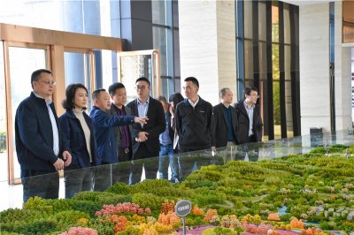 重慶輪船集團(tuán)到川威連界基地調(diào)研