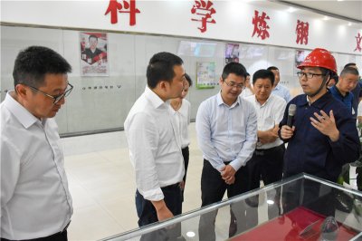 內市經開區(qū)黨工委書記趙永韋一行到川威調研