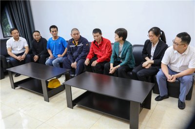 內(nèi)江市總工會(huì)到川威開(kāi)展“工會(huì)進(jìn)萬(wàn)家”調(diào)研走訪慰問(wèn)