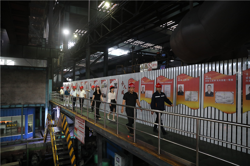 云南省玉溪市江川區(qū)區(qū)長常成一行蒞臨川威考察調(diào)研(圖3)