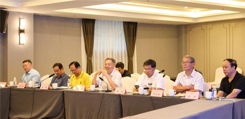 四川省委省政府決策咨詢委員會到川威集團(tuán)交流調(diào)研(圖4)