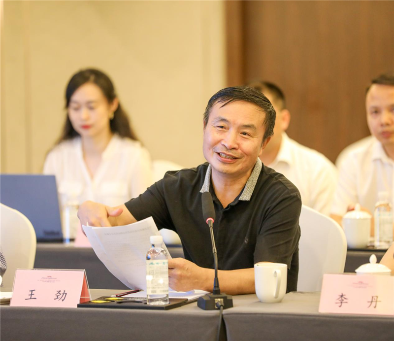 四川省委省政府決策咨詢委員會到川威集團(tuán)交流調(diào)研(圖5)